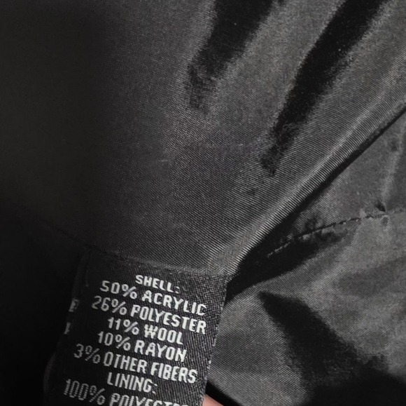 Women's Tweed Jacket - Picture 8 of 9